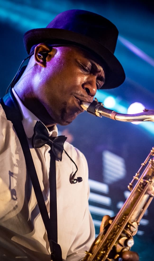 Sami, Saxophoniste